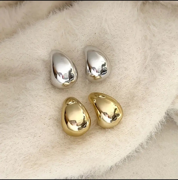 MoUi. New Silver Teardrop