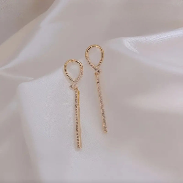 MoUi. New Cubic Zirconia Dangle