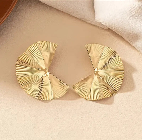 MoUi. New Fan Drop Gold