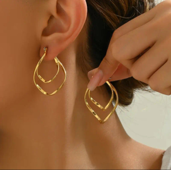 MoUi. New Leaf Double Hoop Earring