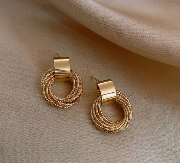 MoUi. New Hoop Silver
