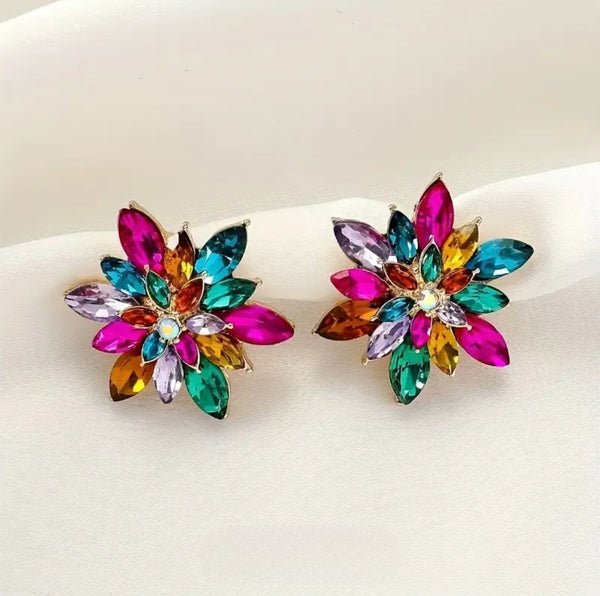 MoUi. New Rhinestone Flower Stud