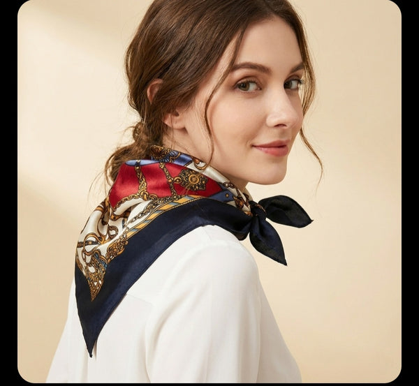 MoUi. New Elegant Vintage Chain Print Square Scarf