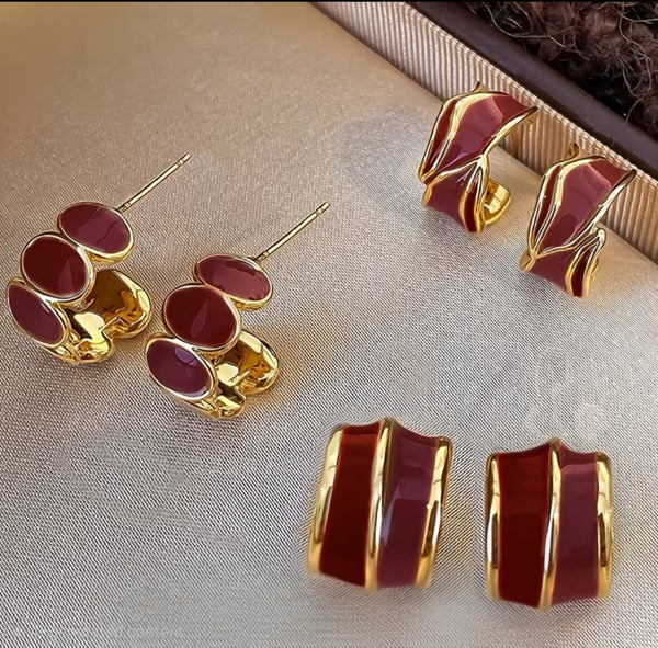 MoUi. NEW 3 Pair Mini Burgundy Hoops