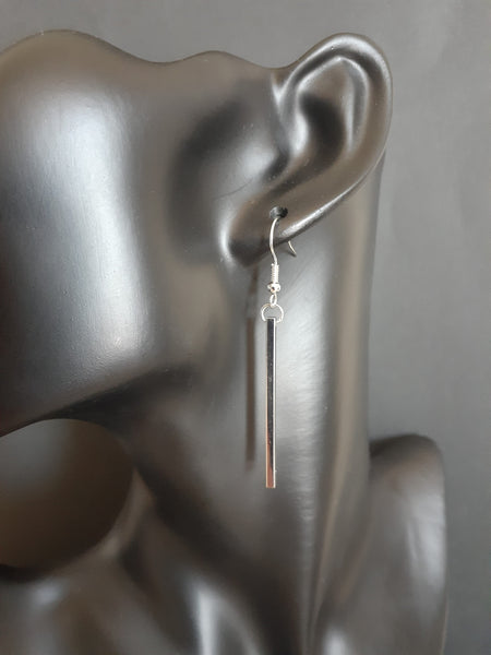 MoUi. Stunning Single Solid Silver Drop